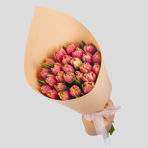 монобукет из тюльпанов 10