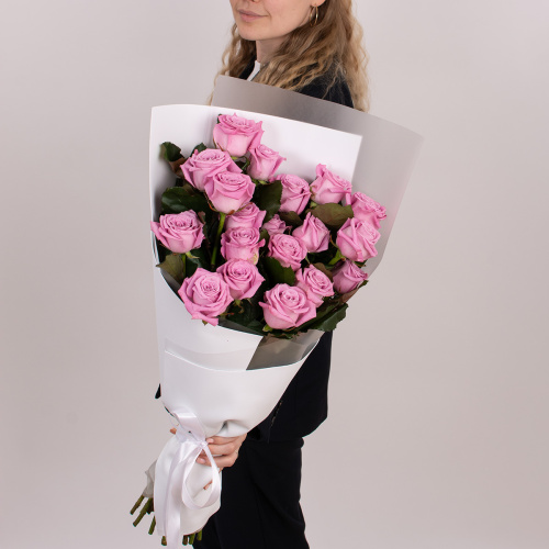 монобукет из 19 роз 03