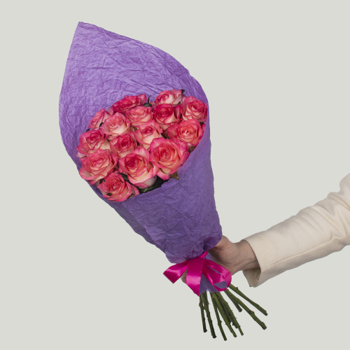 Монобукет из 15 роз Джумилия